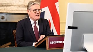 Кир Стармер проводит встречу "коалиции желающих"