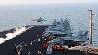 Start eines Kampfjets von der USS Harry S. Truman im Roten Meer, 15. März 2025