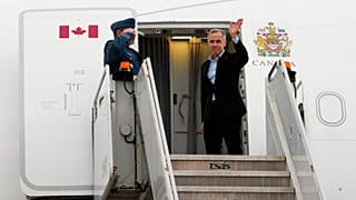 Kanada Başbakanı Mark Carney, 16 Mart 2025 Pazar günü Montreal'den ayrılarak Fransa'nın başkenti Paris'e doğru yola çıktı.