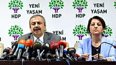 Sırrı Süreyya Önder (solda) ve Pervin Buldan