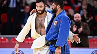 Лаша Шавдатуашвили после победы в финальной схватке