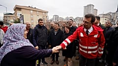 İBB Başkanı Ekrem İmamoğlu Maltepe'de bir şantiye sahasında, 25 Aralık 2024
