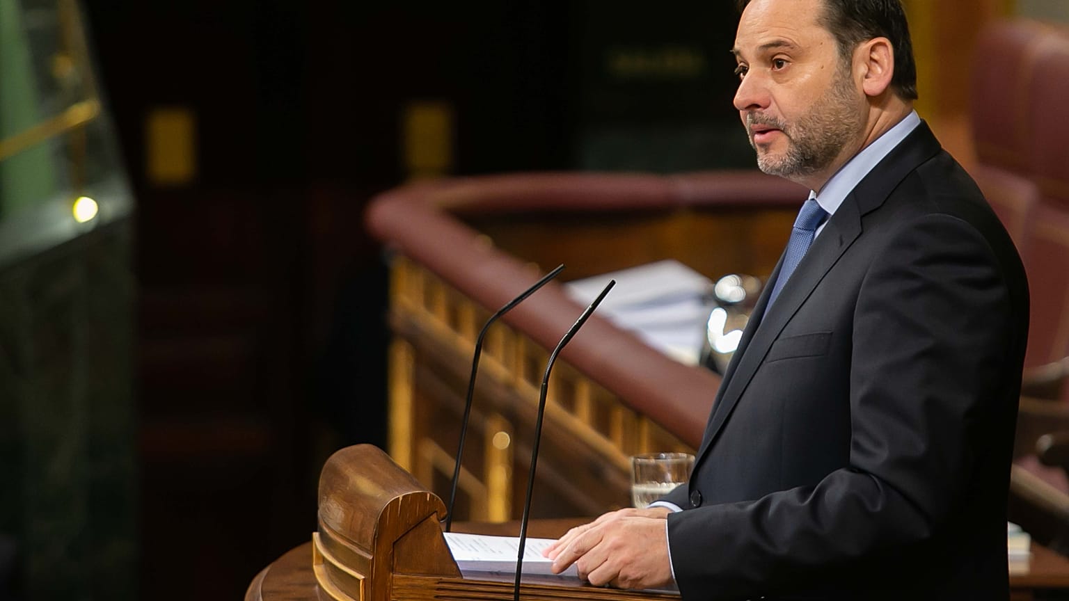 Ábalos interviene desde la tribuna del Congreso de los Diputados en una imagen de archivo