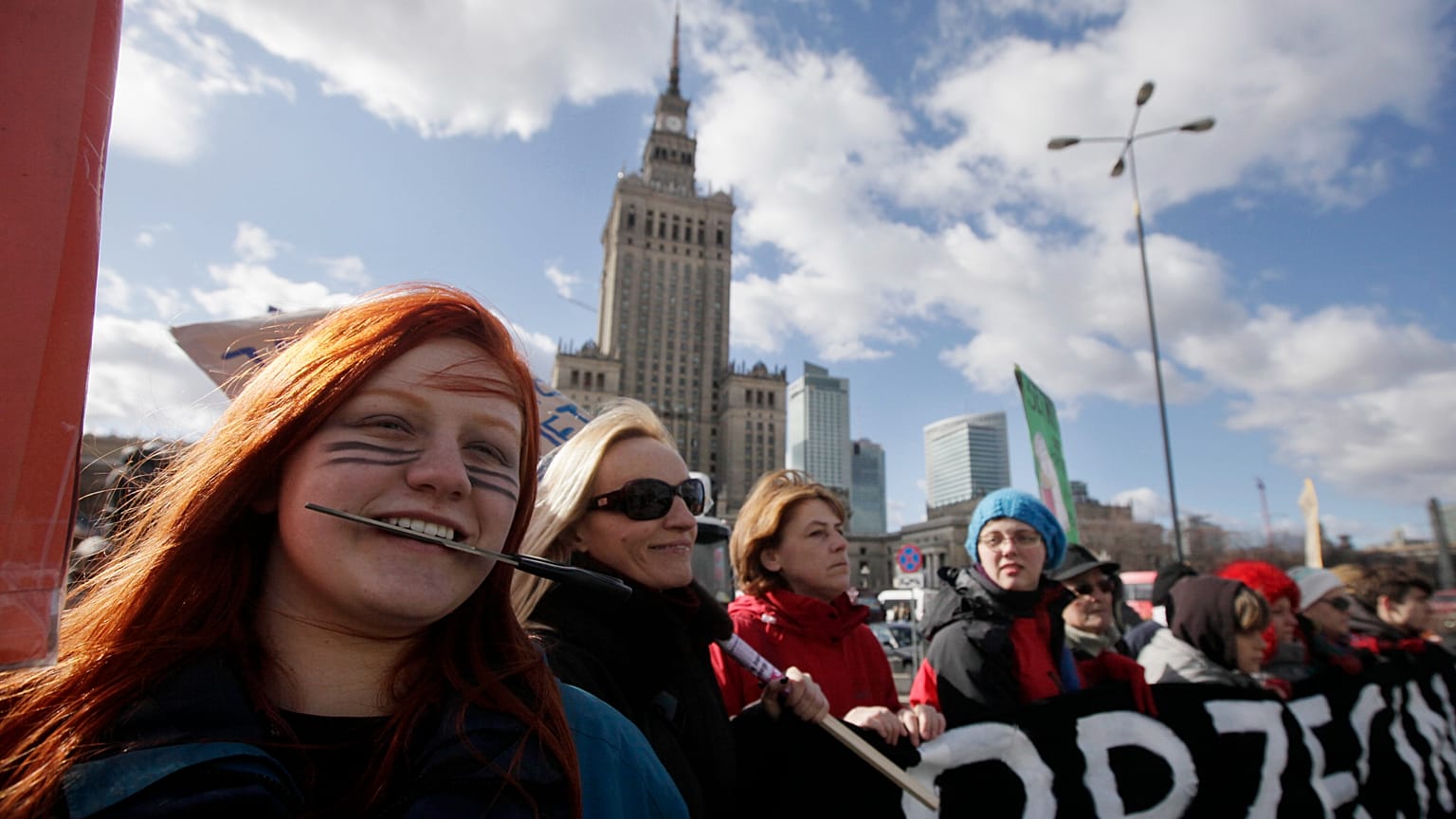 Una marcha feminista en Polonia