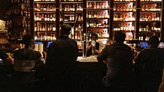 Τα αμερικανικά ουίσκι Bourbon μπαίνουν στο στόχαστρο των αντιποίνων της ΕΕ στους αμερικανικούς δασμούς.