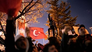 People protest against the arrest of Istanbul Mayor Ekrem İmamoğlu in Istanbul, 20 March, 2025