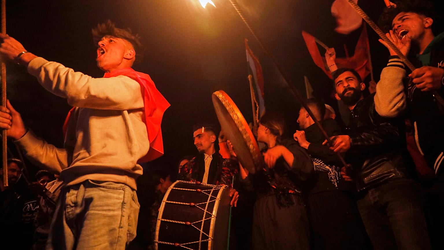 Des gens célèbrent Nowruz à Akre