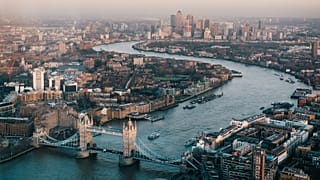 Uma taxa turística em Londres poderia angariar milhões por ano para o sector da hotelaria