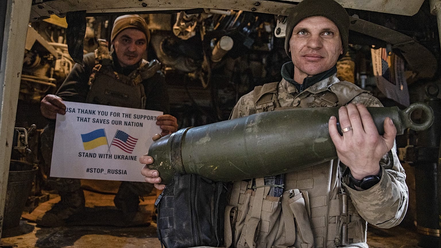 Ukrán katonák megköszönik az Egyesült Államoknak a fegyverszállításokat