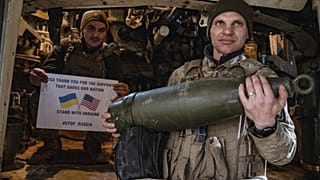 Ukrán katonák megköszönik az Egyesült Államoknak a fegyverszállításokat