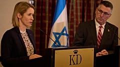 Kaja Kallas és Gideon Saar izraeli külügyminiszter sajtótájékoztatója