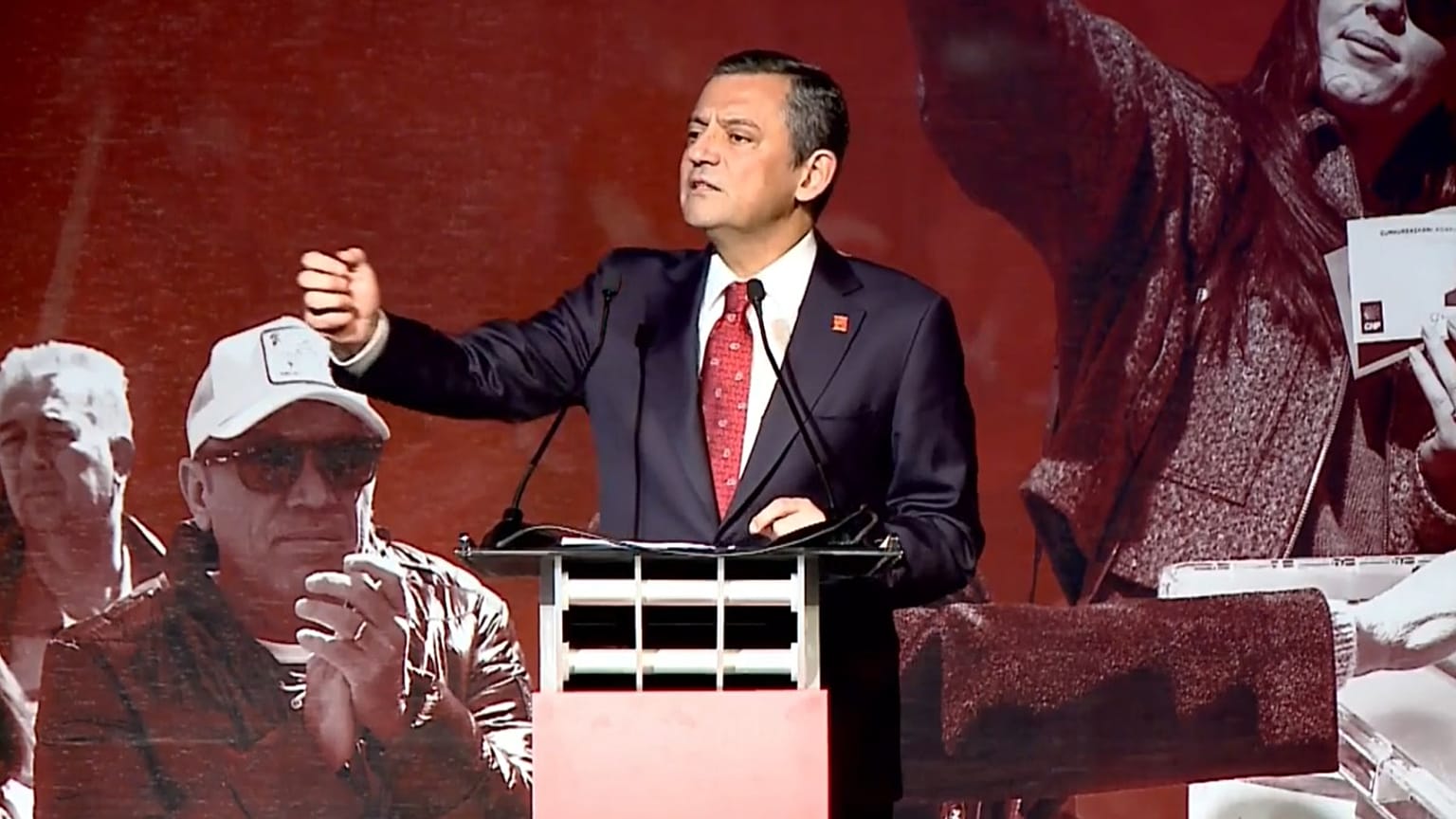 Özgür Özel