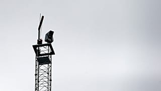 Magyar rendőrségi kamera a szerb határon 