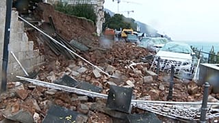 CAPTURE D'ÉCRAN - De fortes pluies provoquent plusieurs glissements de terrain dans le comté de Dubrovnik-Neretva
