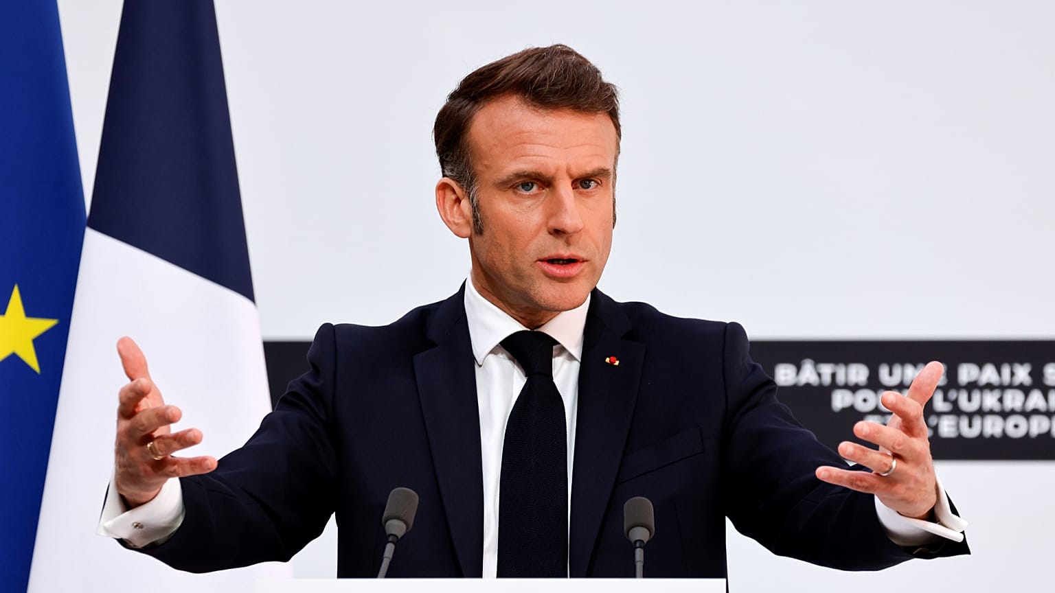 French President Emmanuel Macron delivers a speech after the so-called Coalition of the Willing summit in Paris, 27 March, 2025