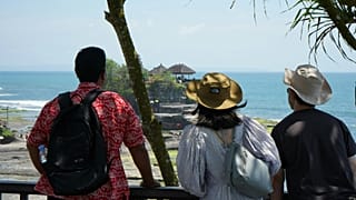 El gobernador de Bali ha advertido de que algunas transgresiones podrían tener consecuencias legales. 