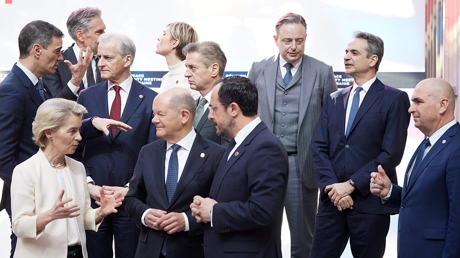 Η σύνοδος της "Συμμαχίας των Προθύμων"