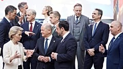 Η σύνοδος της "Συμμαχίας των Προθύμων"