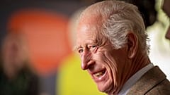 King Charles III. beim Besuch des Forsinard Flows Visitor Centre in Forsinard, Highlands, Schottland, 31. Juli 2024
