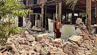 Edifici distrutti in Myanmar