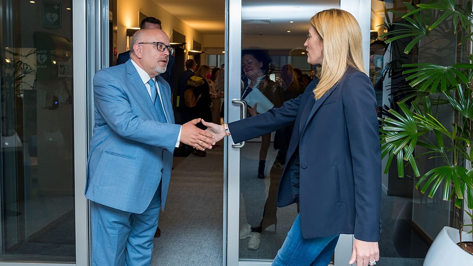 Roberta Metsola, Presidenta del Parlamento, se reúne con Wojciech Wiewiorowski, Supervisor Europeo de Protección de Datos