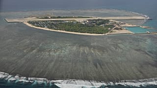 جزيرة ثيتو التي تحتلها الفلبين، والمعروفة محليًا باسم جزيرة باغاسا، يوم الأربعاء 6 نوفمبر 2024 في بحر الصين الجنوبي المتنازع عليه، الفلبين