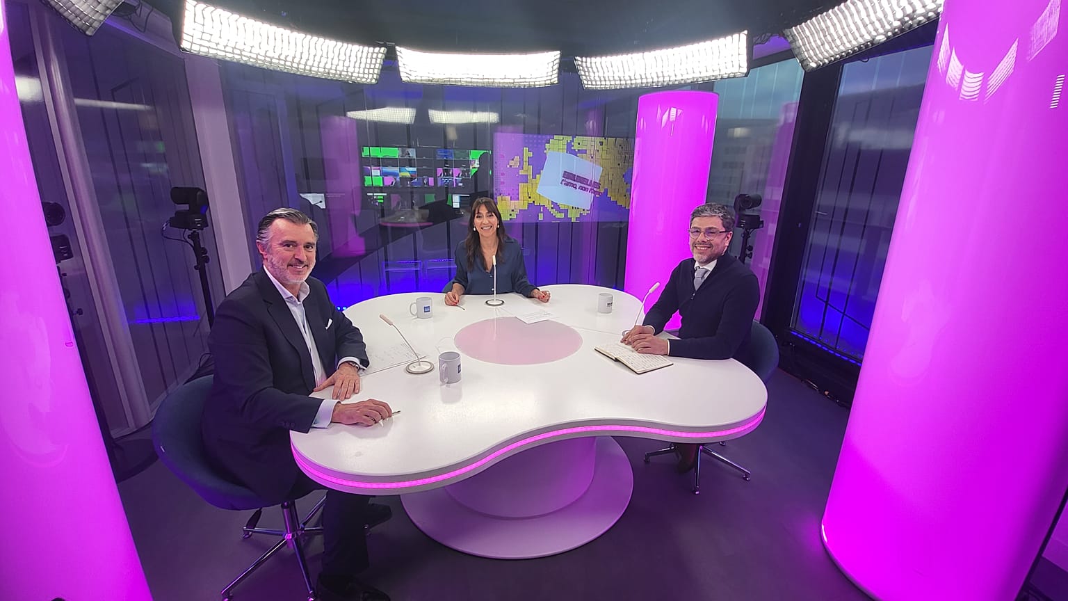 Mariana Correa com Joao Cotrim Figueiredo e Joao Francisco Guerreiro