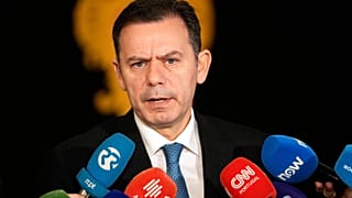 Luís Montenegro internado no Hospital de Santa Maria