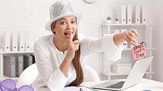 دروغ روز یک آوریل