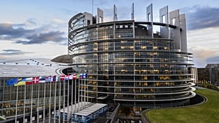 Вид на здание Европейского парламента в Страсбурге