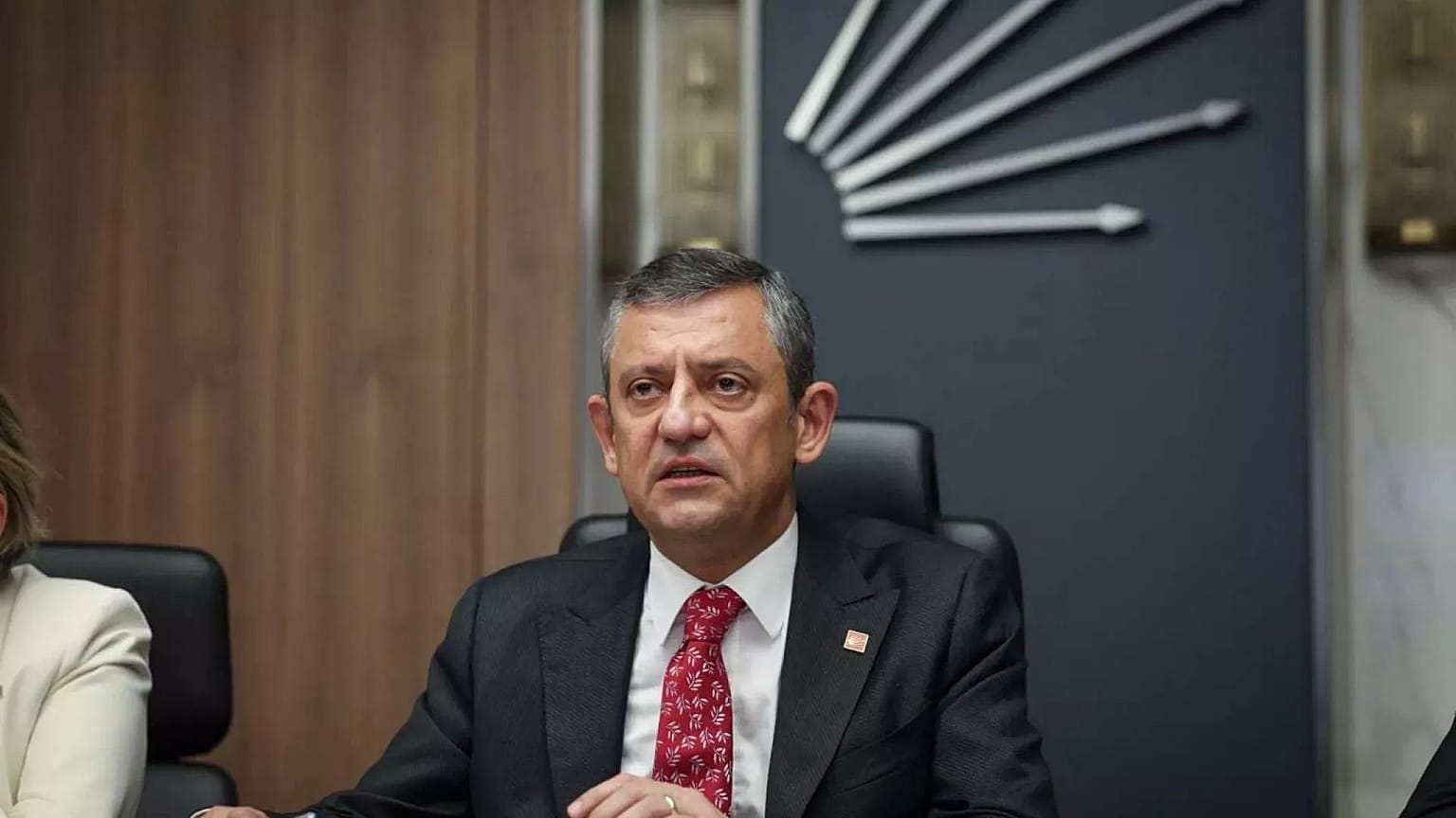 CHP Genel Başkanı Özgür Özel