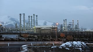 تاسیسات اب سنگین اراک در سال ۲۰۱۱