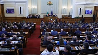 Interno del Parlamento bulgaro durante una seduta a Sofia, 14 dicembre 2022