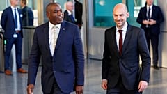 Lammy e Barrot presso la sede della NATO a Bruxelles.