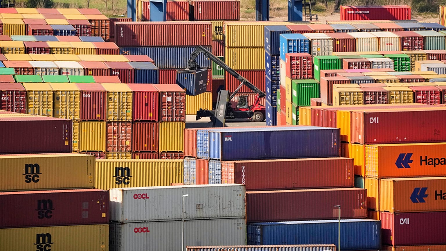 Les États-Unis ont décidé d'imposer des droits de douane de 20 % sur les importations de l'UE.
