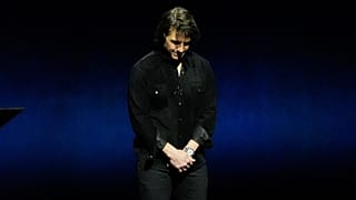 Tom Cruise, star of the upcoming film "Mission: Impossible - The Final Reckoning," leads a moment of silence for late actor Val Kilmer