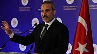 وزير الخارجية التركي، هاكان فيدان، خلال مؤتمر صحافي في إسطنبول، تركيا، يوم الجمعة 10 يناير 2025.