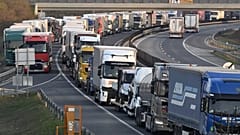 Austria cierra las fronteras con Hungría y Eslovaquia