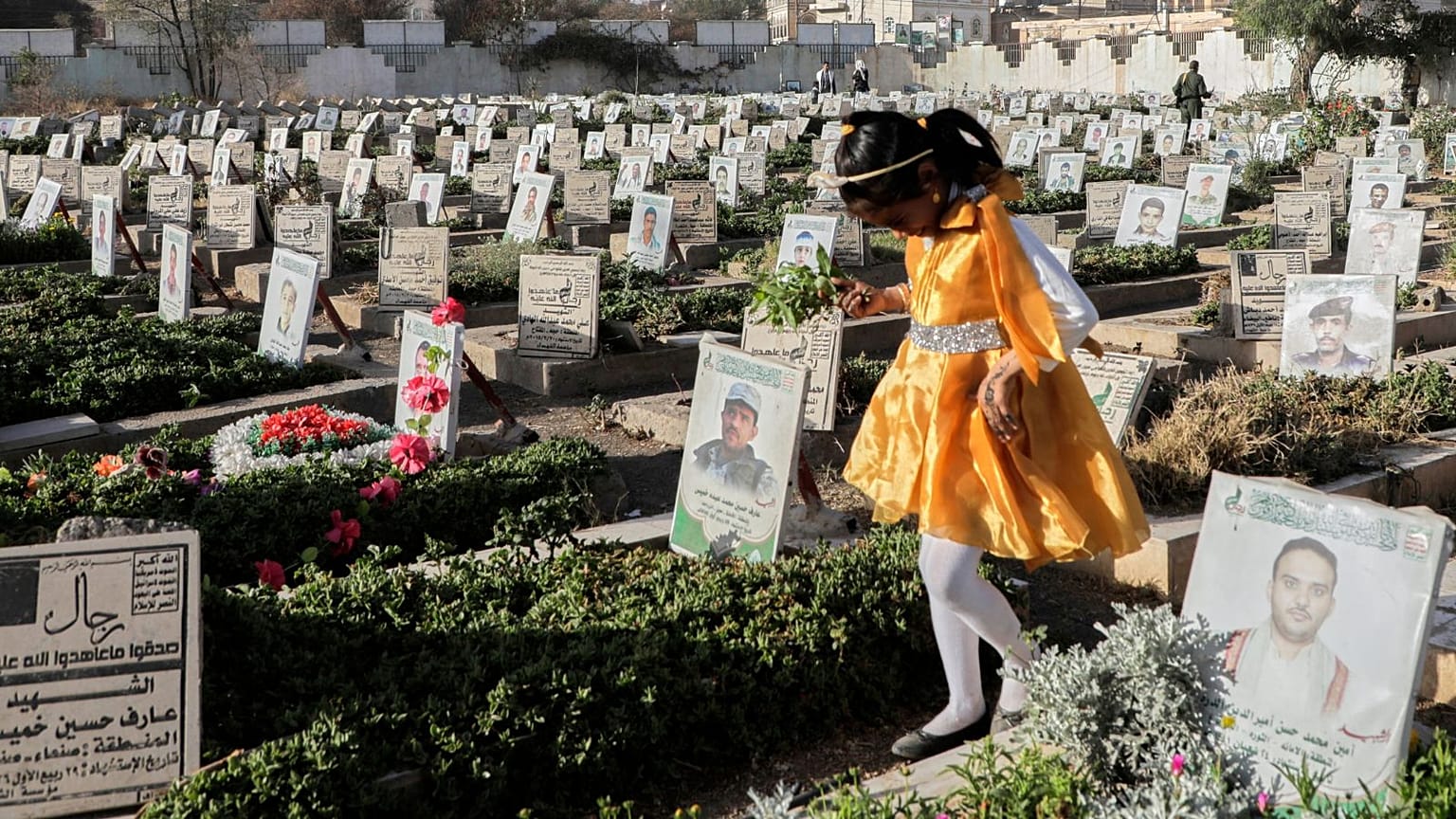 El cementerio es el lugar de enterramiento de los hutíes asesinados en Yemen