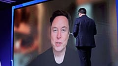 Elon Musk videó-bejelentkezése a Lega kongresszusán