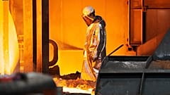 Die USA haben Zölle in Höhe von 25 % auf Aluminium, Stahl und Autos aus der EU sowie Zölle in Höhe von 20 % auf alle EU-Einfuhren eingeführt.