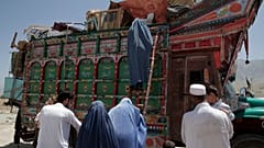  بازگشت مهاجران افغان به کشورشان از پاکستان (عکس آرشیوی)