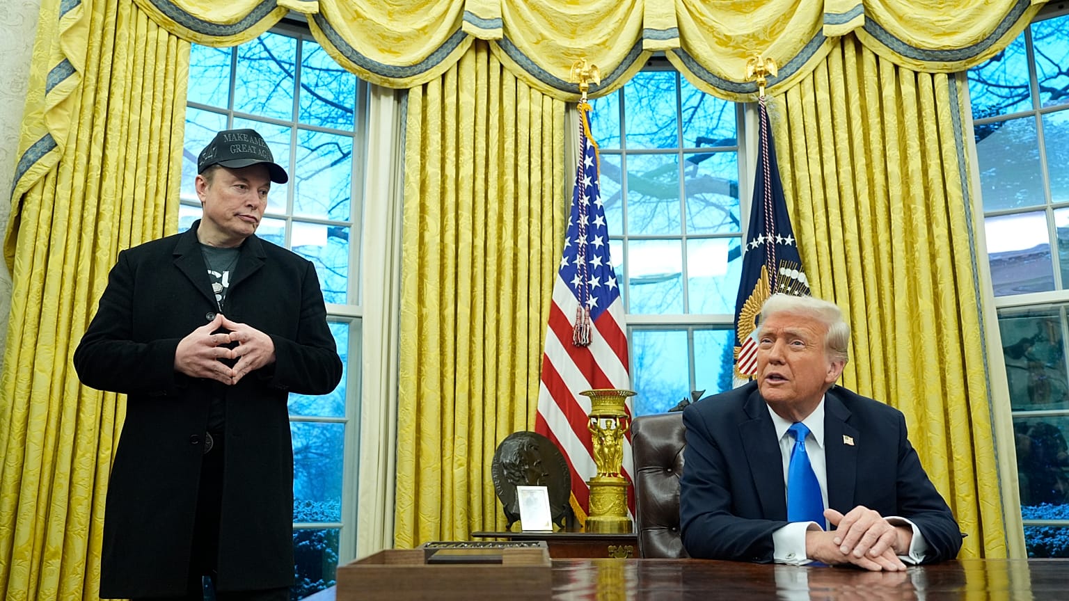 O presidente dos EUA, Donald Trump, e o diretor executivo da Tesla, Elon Musk