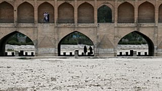 اصفهان، زاینده رود