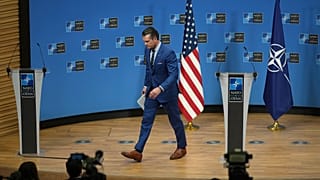 Secretário da Defesa dos EUA, Hegseth, na NATO