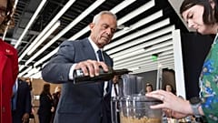 RFK Jr. Utah Üniversitesi'nde bir sağlık gezisinde