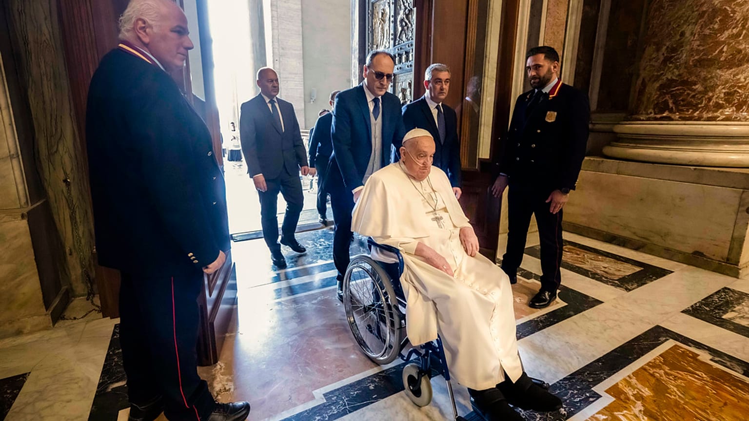 Papież w Bazylice Świętego Piotra, 6.04.2025