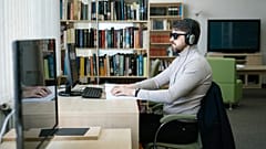 I siti web di viaggio rendono difficile la navigazione per le persone ipovedenti.