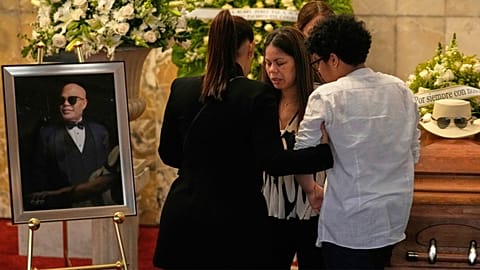 Mourners pay tribute to merengue icon Rubby Pérez, who died in the Dominican Republic roof collapse