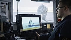 Un buque de la Marina estonia navega por el mar Báltico, 9 de enero de 2025.